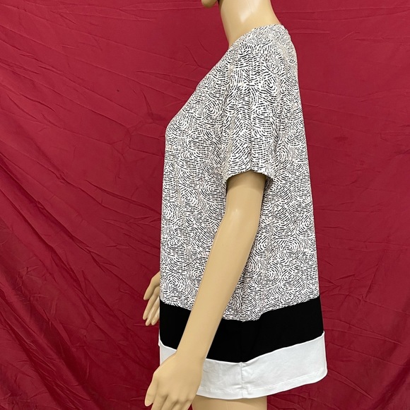 Ivanka Trump Black and White Block Scallop Print Gold Bar Blouse size XL - Picture 4 of 7